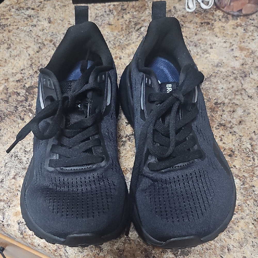 Black Athletic Womens Shoes